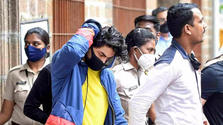 অবশেষে জামিন পেলেন আরিয়ান
