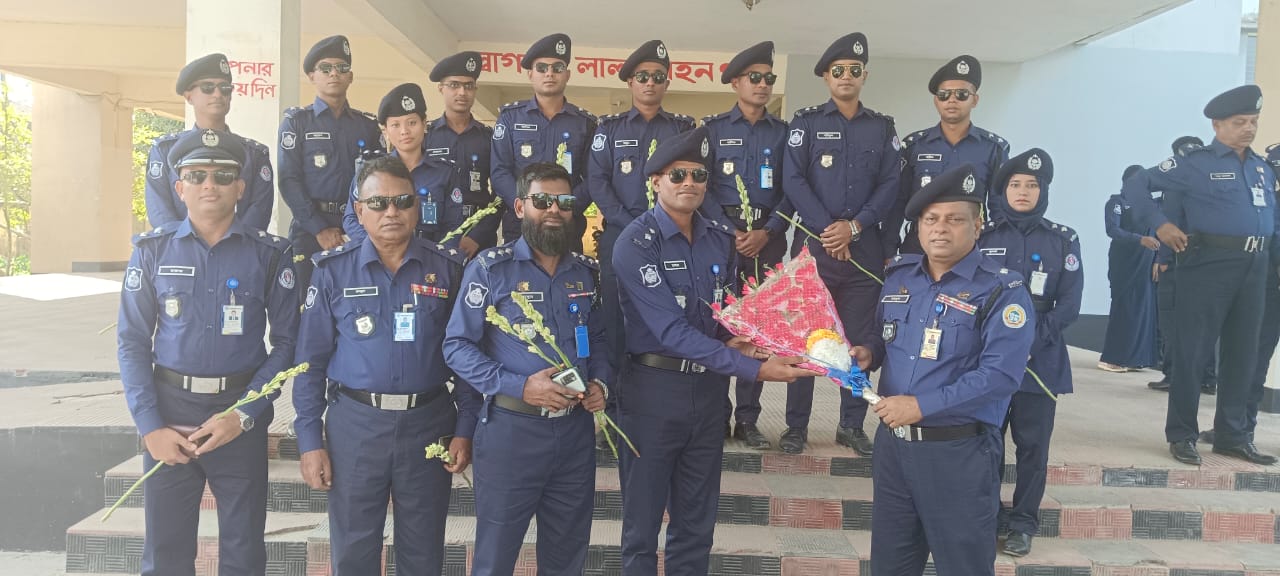 লালমোহন থানা পরিদর্শন করলেন শিক্ষানবিশ সহকারী পুলিশ সুপারবৃন্দ
