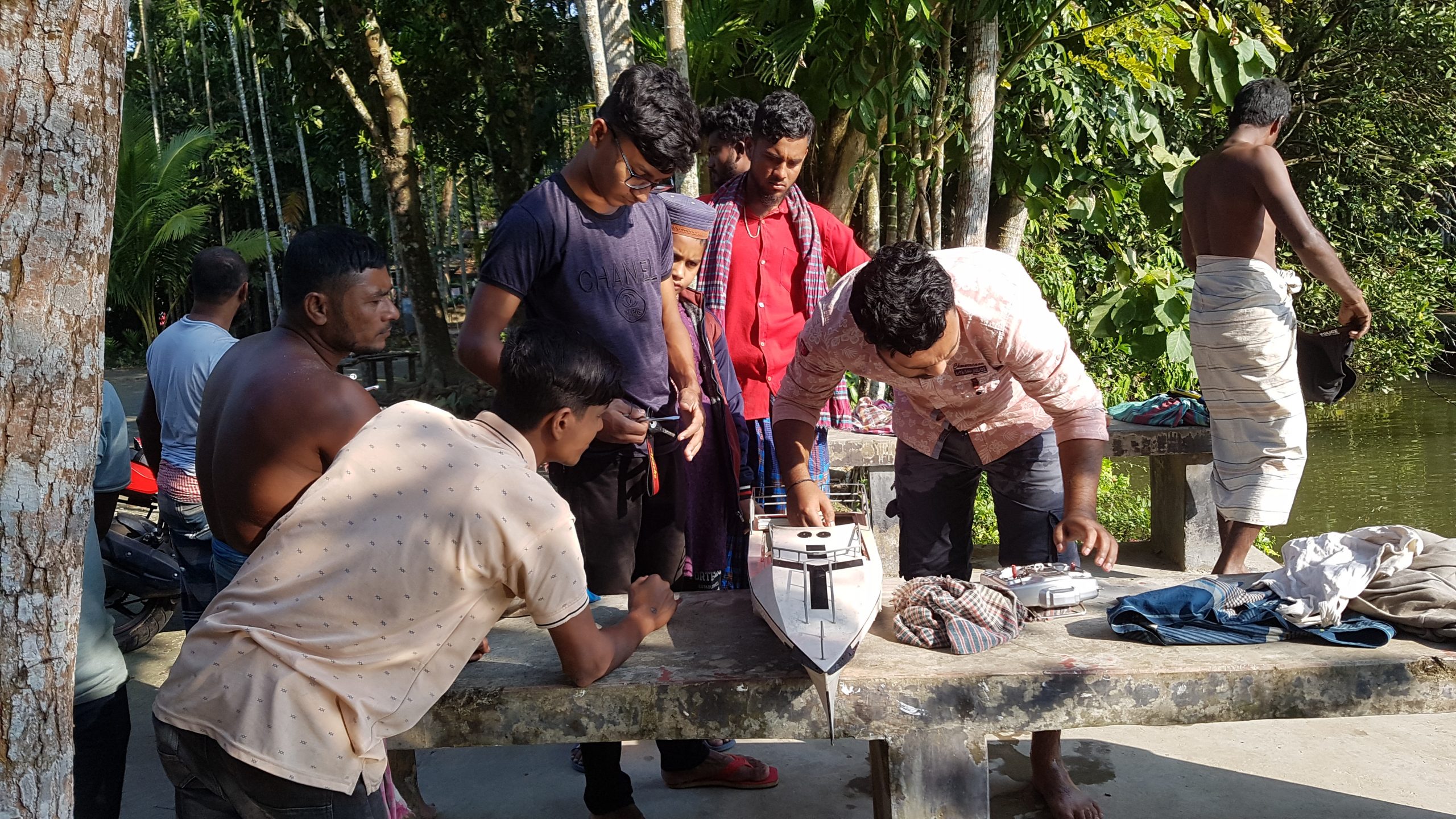 মেরিন রাব্বানা নৌ বাহিনীকে উপহার দিতে চান চরফ্যাশনের আকাশ