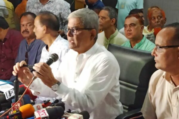 মাওলানা সাঈদীর সুচিকিৎসা ও বিচারের রায় নিয়ে প্রশ্ন তুললেন মির্জা ফখরুল