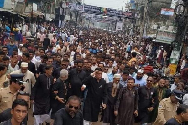 শোক দিবস উপলক্ষে চরফ্যাসন উপজেলা আওয়ামী লীগের শোক র্যালী