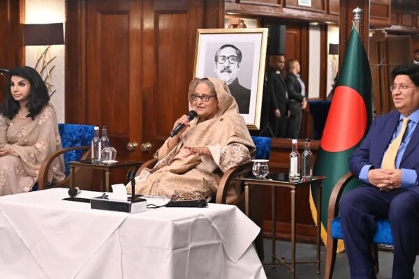 কিছু অপরাধী দেশের বিরুদ্ধে বিদেশে অপবাদ ছড়াচ্ছে : প্রধানমন্ত্রী