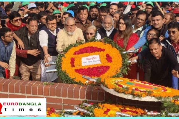 জাতীয় স্মৃতিসৌধে বিএনপির শ্রদ্ধা