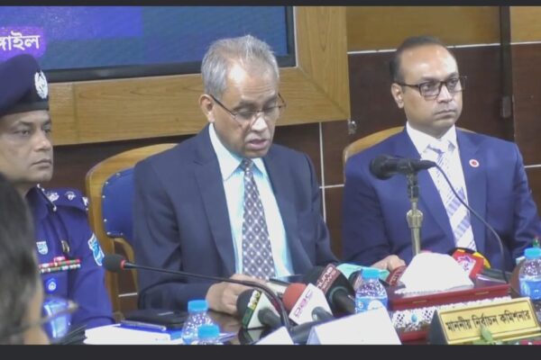 দ্বাদশ নির্বাচনে বিদেশী কোন চাপ নেই, টাঙ্গাইলে নির্বাচন কমিশনার মো: আলমগীর