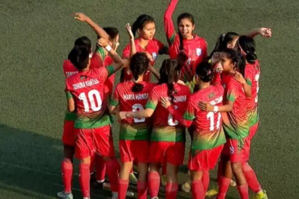 দেশের নারী ফুটবলারদের বিজয়ের মাসের প্রথম দিনেই বড় জয়