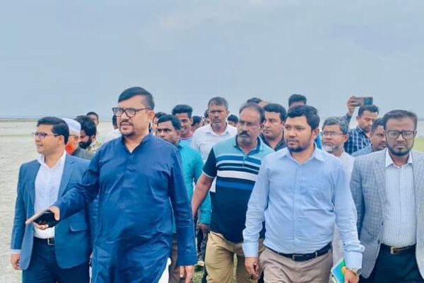 লালমোহনে প্রস্তাবিত শেখ রাসেল পর্যটন কেন্দ্র পরিদর্শনে এমপি শাওন