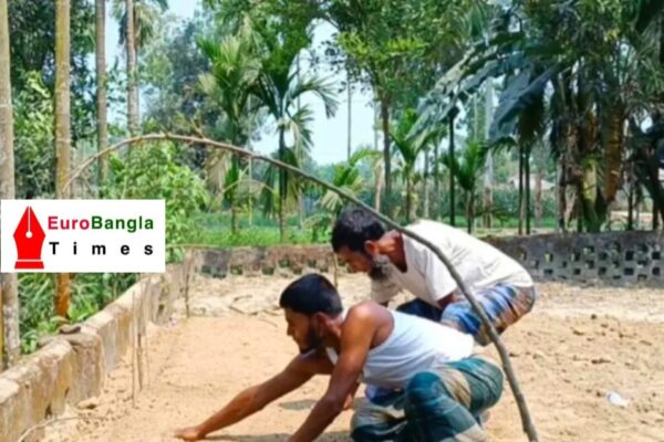 কবরাস্থান পরিষ্কার করে পরদিন সেখানেই সমাহিত হলেন দুই বন্ধু