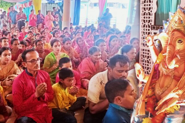 ঝালকাঠিতে জাক জমক আয়োজনে শ্রী শ্রী গণেশ পূজা অনুষ্ঠিত