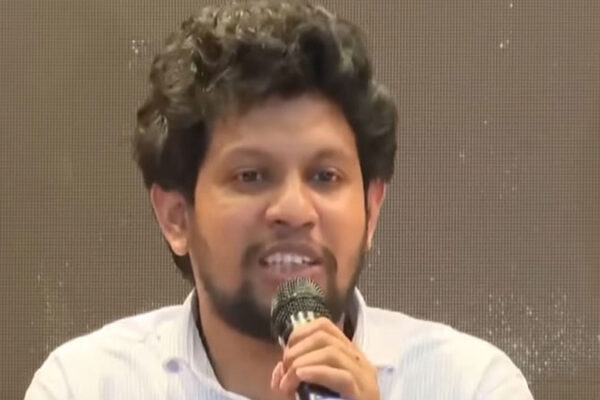 শাপলা-শাহবাগ ফেরত আনার চেষ্টা হচ্ছে: মাহফুজ আলম