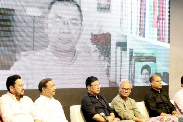 ক্ষমতায় গেলে রাষ্ট্রীয় প্রতিষ্ঠান শহীদদের নামে করবে বিএনপি: তারেক রহমান