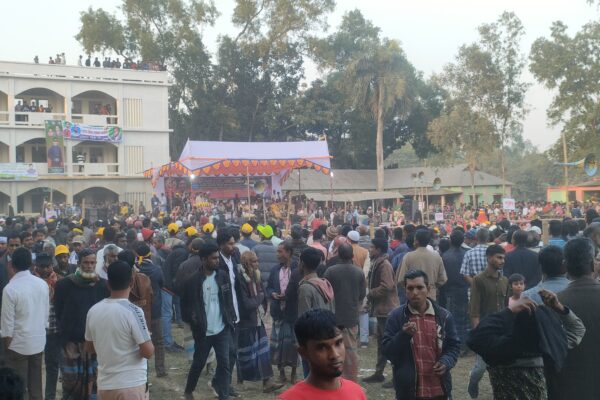 রাষ্ট্র অবকাঠামো মেরামতের ৩১ দফা বাস্তবায়নের দাবিতে টাঙ্গাইলে বিএনপি’র মহাসমাবেশ