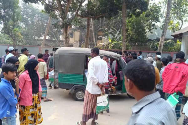 পূর্ববাংলার কমিউনিস্ট পার্টির সামরিক কমান্ডার হানিফ দুই সঙ্গীসহ নিহত
