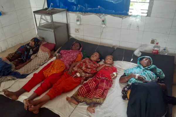 চরফ্যাশনে কৃষক পরিবারের সর্বস্ব লুটে নিয়েছে দুর্বৃত্তরা