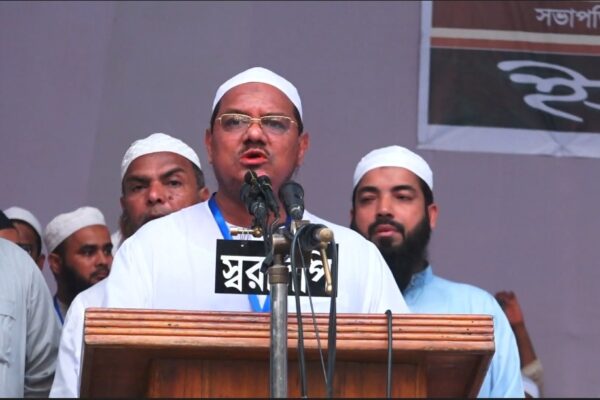 চাঁদাবাজদের ক্ষমতায় আসলে আমাদেরকে পুনরায় জবাই করা হবে: চরমোনাই পীর