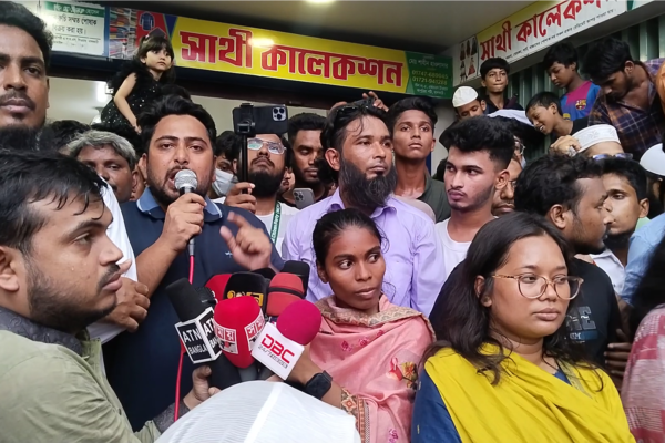 এখনো পালিয়ে যাওয়া আওয়ামী লীগের ফ্যাসিবাদীতন্ত্র কায়েমের চেষ্টা করছে একটি পক্ষ – নাহিদ ইসলাম