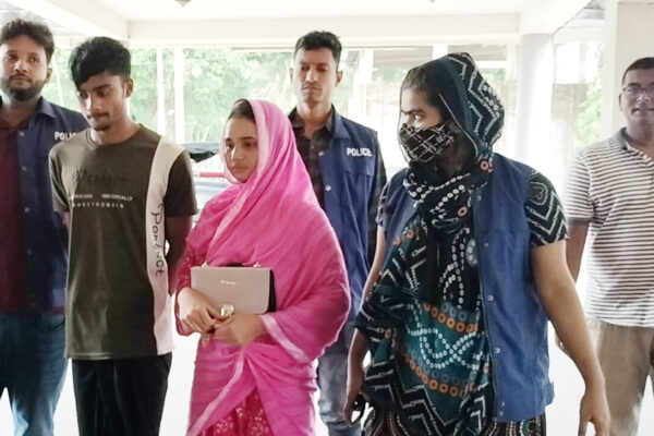 লালমোহনে জাল টাকাসহ দেবর-ভাবি আটক