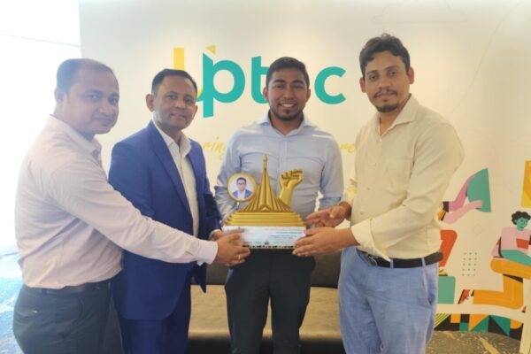 ভিয়েনার ডিস্ট্রিক্ট কাউন্সিলর নয়ন কে সংবর্ধনা দিল আপটেক আইটি